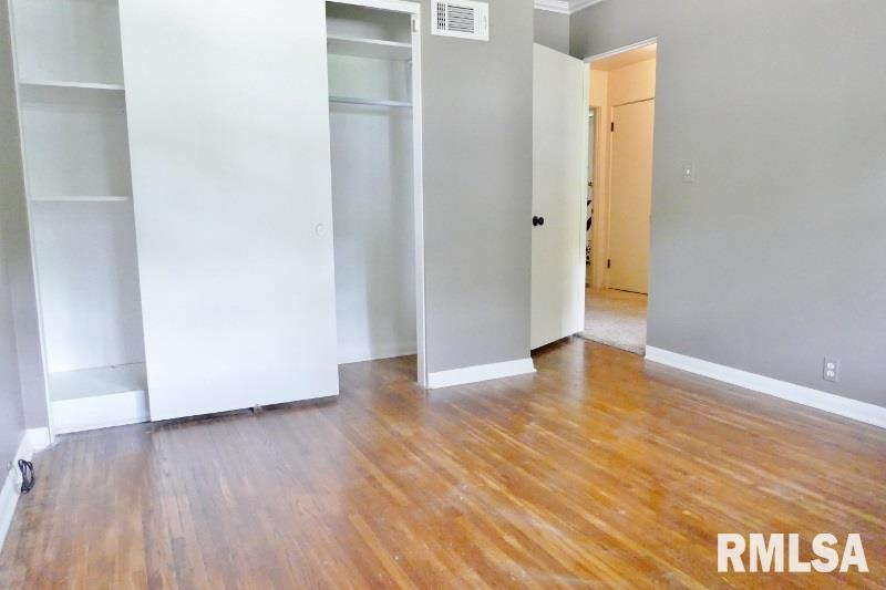 411 West Stonegate Road Peoria, IL 61614 - Photo 15 of 27 Gallery Image 15
