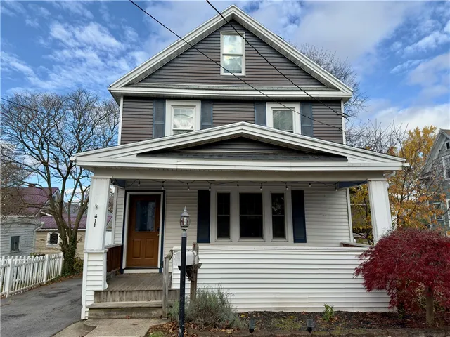 $180,900 | 611 Davis Drive, Arcadia, NY 14513