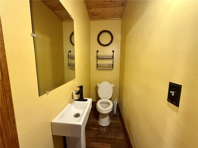 $180,900 | 611 Davis Drive, Arcadia, NY 14513