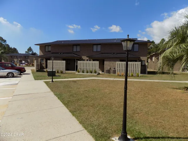 $1,250 | 5807 Butler Drive, Unit 30, Panama City, FL 32404