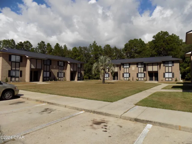 $1,250 | 5807 Butler Drive, Unit 30, Panama City, FL 32404