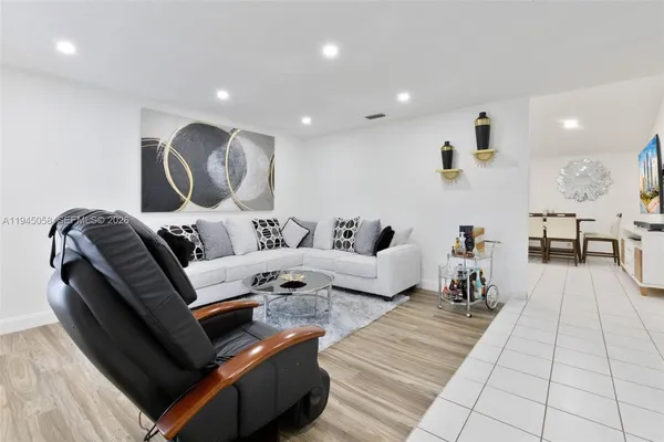 $4,000 | 11145 Northwest 27th Street, Sunrise, FL 33322
