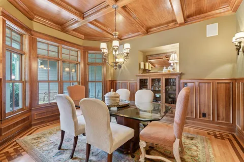 $2,995,000 | 440 Stubbs Bay Road North, Orono, MN 55356