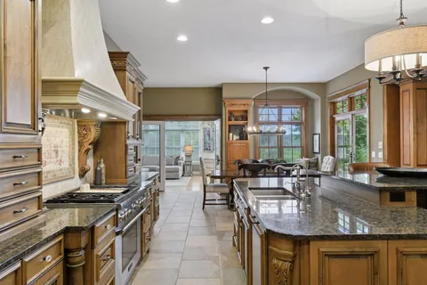 $2,995,000 | 440 Stubbs Bay Road North, Orono, MN 55356