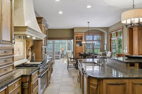 $2,995,000 | 440 Stubbs Bay Road North, Orono, MN 55356