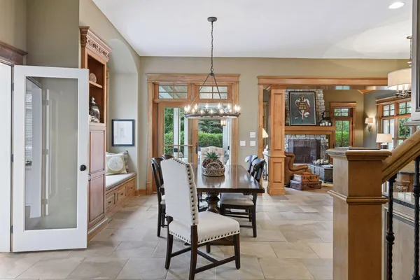 $2,995,000 | 440 Stubbs Bay Road North, Orono, MN 55356