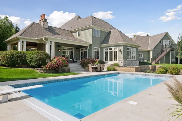 $2,995,000 | 440 Stubbs Bay Road North, Orono, MN 55356