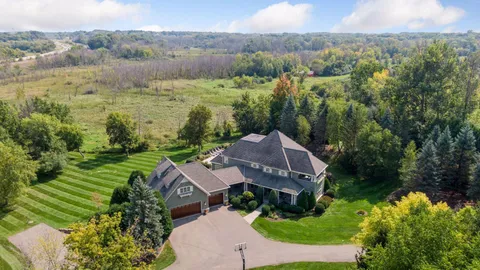$2,995,000 | 440 Stubbs Bay Road North, Orono, MN 55356
