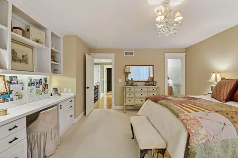 $2,995,000 | 440 Stubbs Bay Road North, Orono, MN 55356