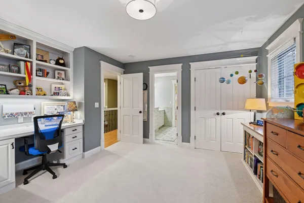 $2,995,000 | 440 Stubbs Bay Road North, Orono, MN 55356