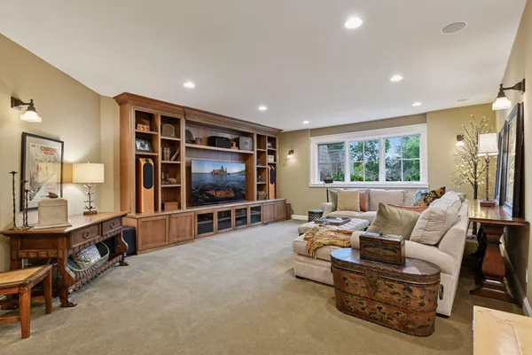 $2,995,000 | 440 Stubbs Bay Road North, Orono, MN 55356