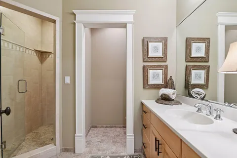 $2,995,000 | 440 Stubbs Bay Road North, Orono, MN 55356