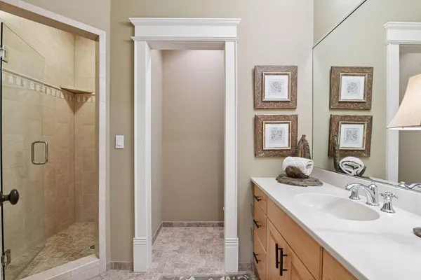 $2,995,000 | 440 Stubbs Bay Road North, Orono, MN 55356