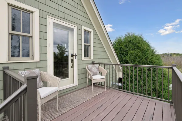 $2,995,000 | 440 Stubbs Bay Road North, Orono, MN 55356