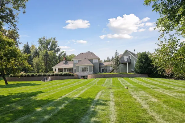 $2,995,000 | 440 Stubbs Bay Road North, Orono, MN 55356