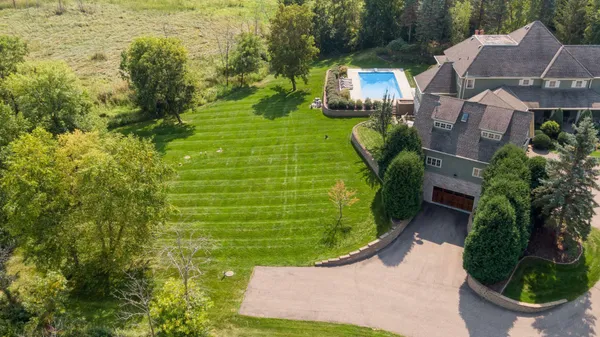 $2,995,000 | 440 Stubbs Bay Road North, Orono, MN 55356