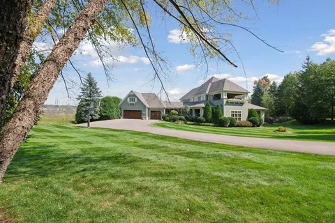 $2,995,000 | 440 Stubbs Bay Road North, Orono, MN 55356