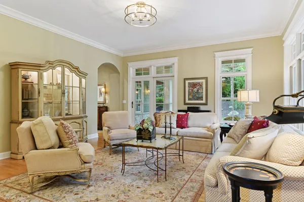 $2,995,000 | 440 Stubbs Bay Road North, Orono, MN 55356