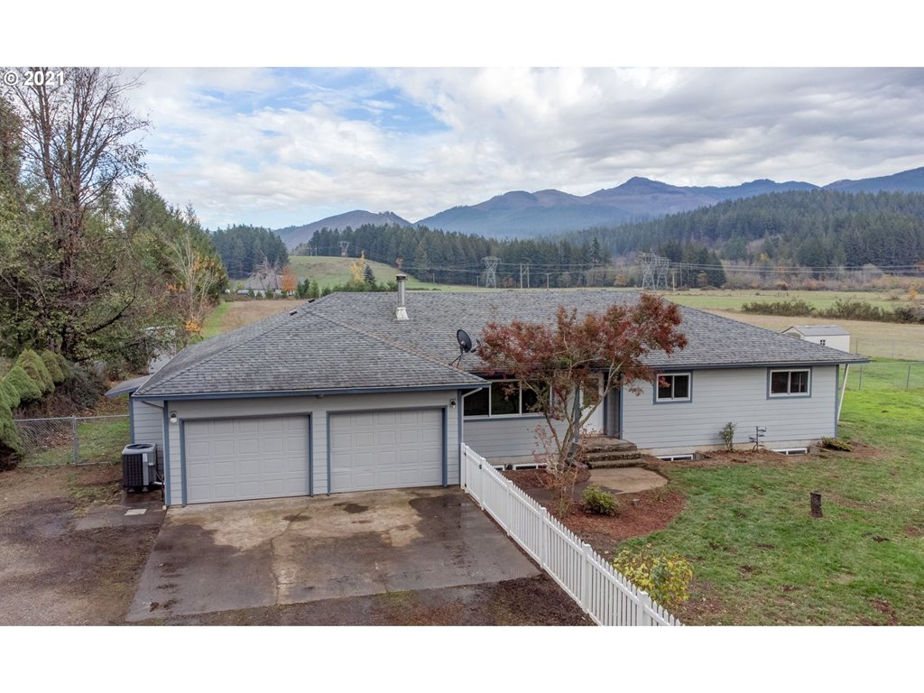 39971 Gates School Road Gates, OR 97346 - Photo 1 of 32 Gallery Image 1