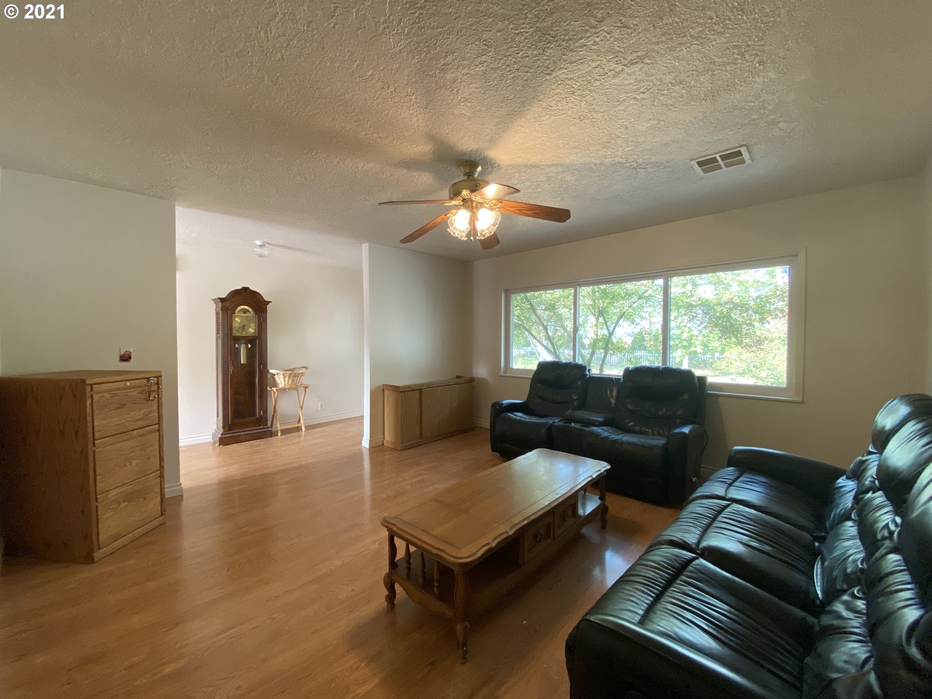 39971 Gates School Road Gates, OR 97346 - Photo 12 of 32 Gallery Image 12