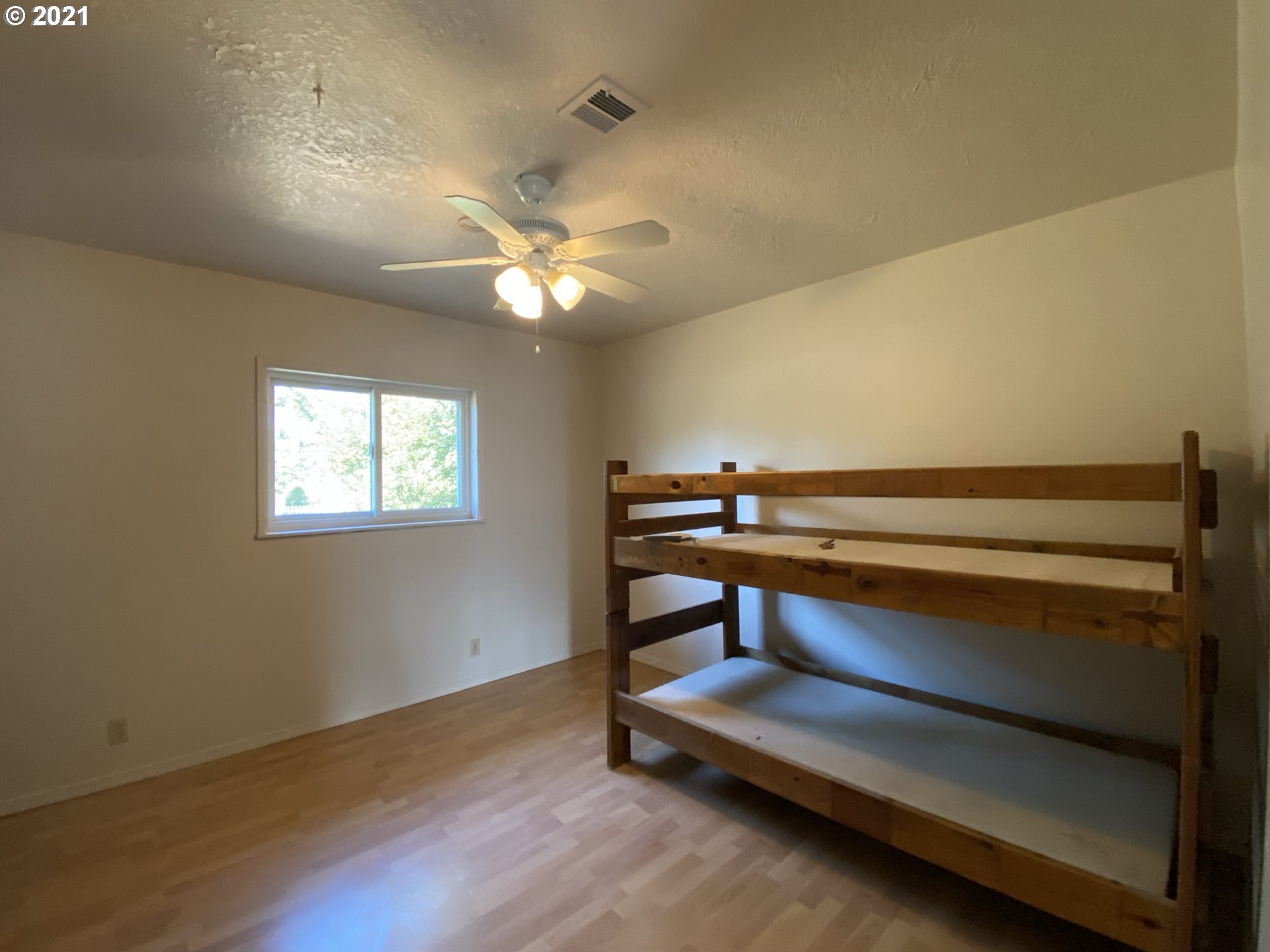 39971 Gates School Road Gates, OR 97346 - Photo 15 of 32 Gallery Image 15