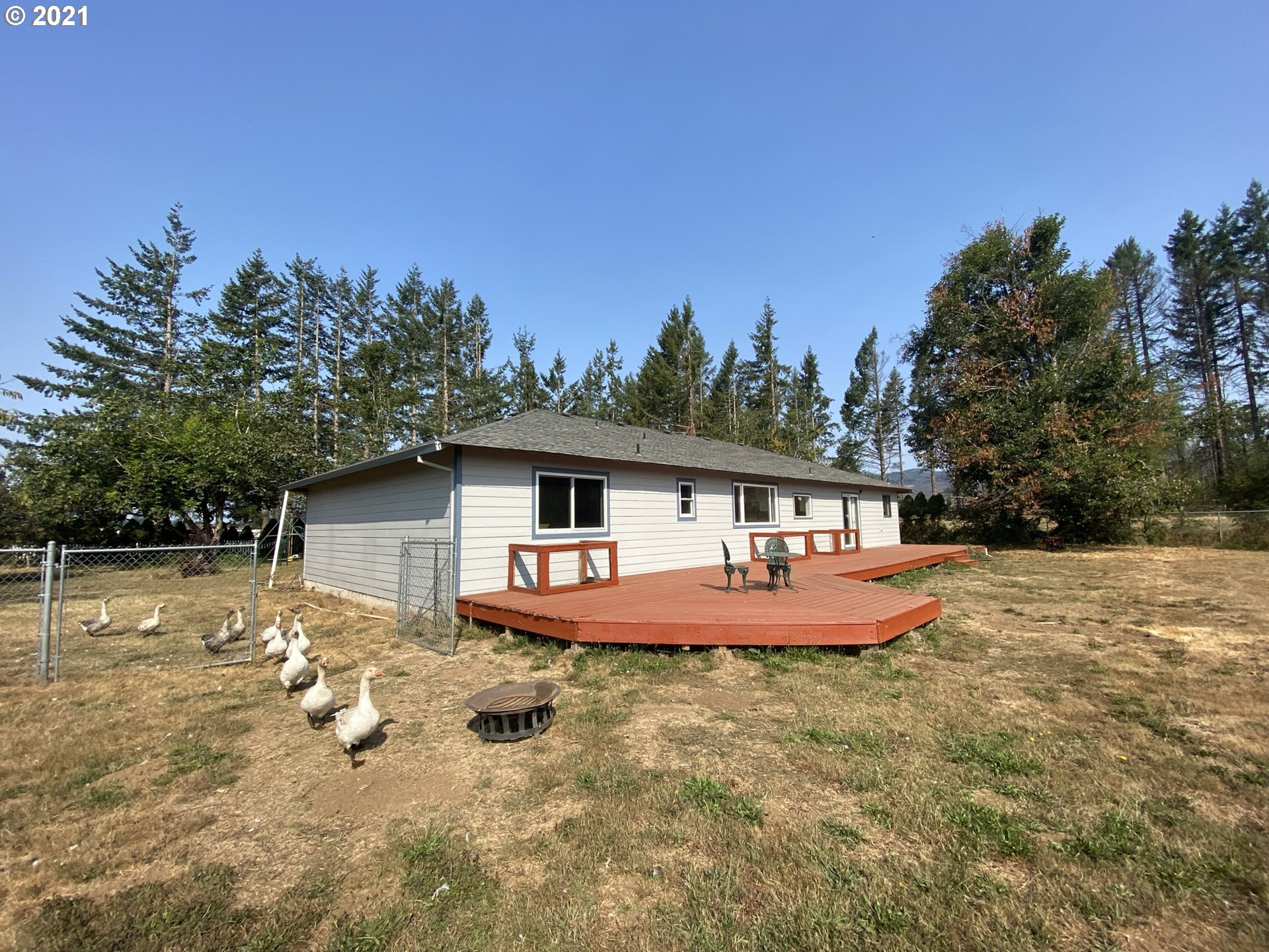 39971 Gates School Road Gates, OR 97346 - Photo 3 of 32 Gallery Image 3