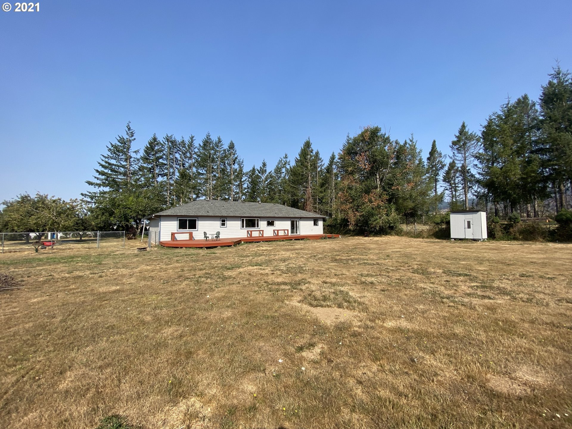 39971 Gates School Road Gates, OR 97346 - Photo 4 of 32 Gallery Image 4