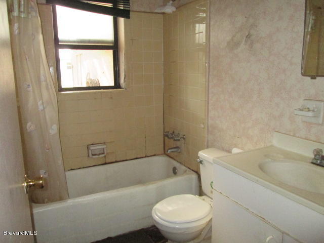 2285 Allan Adale Road Melbourne, FL 32935 - Photo 4 of 8 IMG_6018