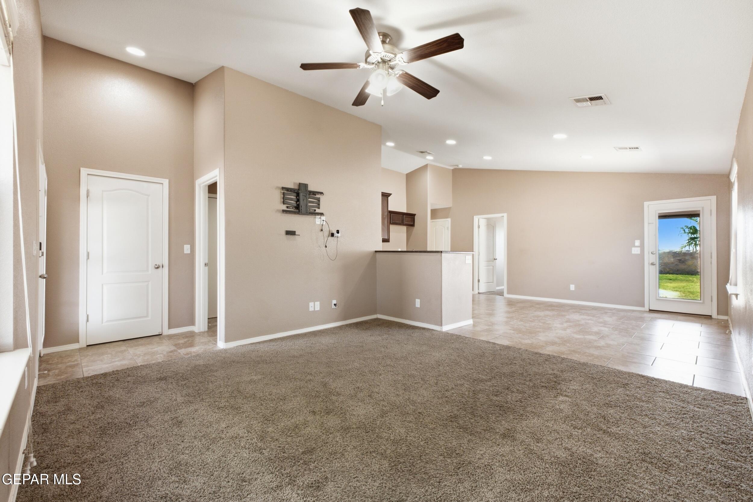 144 Rio Conchos Road Clint, TX 79836 - Photo 6 of 47 dsc05525