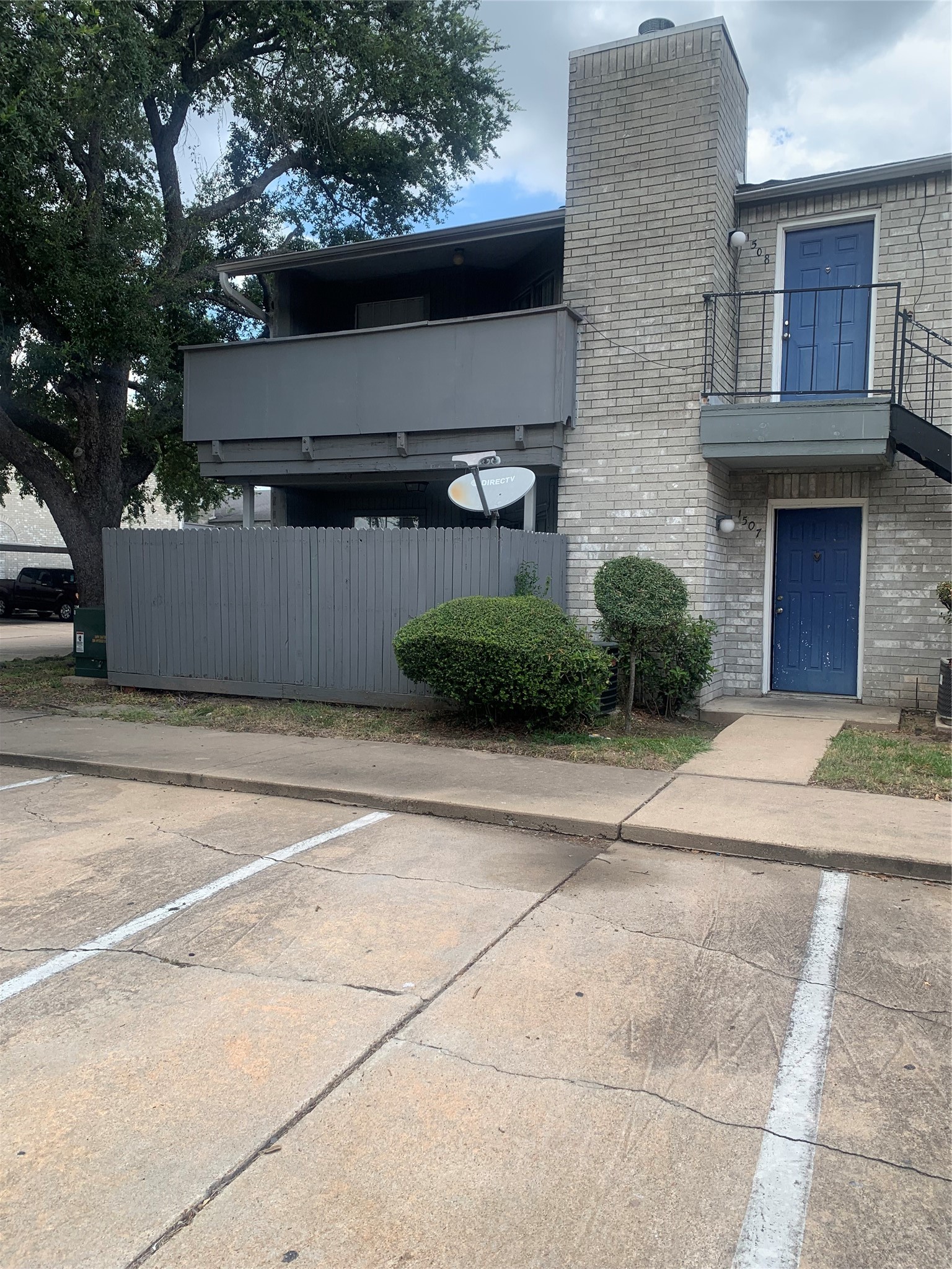9700 Leawood Boulevard, Unit 1507 Houston, TX 77099 - Photo 1 of 7 Gallery Image 1