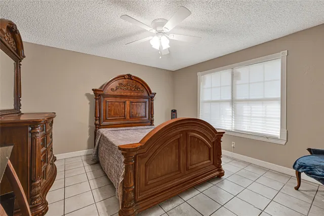 $160,000 | 17018 Blairwood Drive, Houston, TX 77049