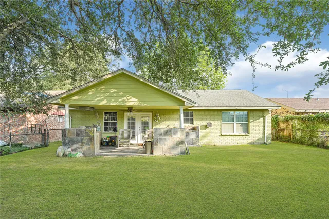 $160,000 | 17018 Blairwood Drive, Houston, TX 77049