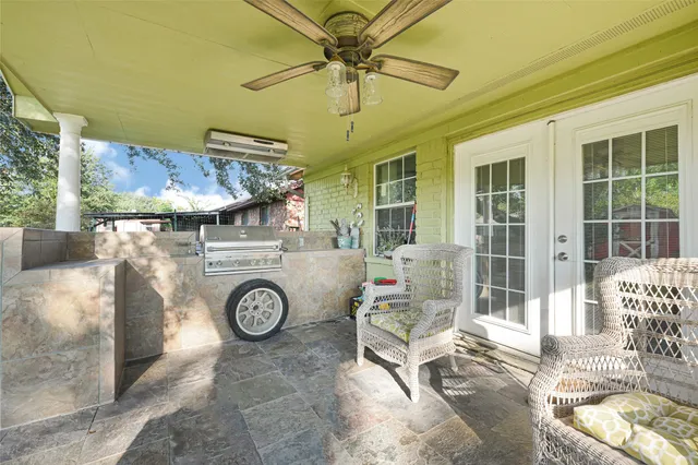 $160,000 | 17018 Blairwood Drive, Houston, TX 77049