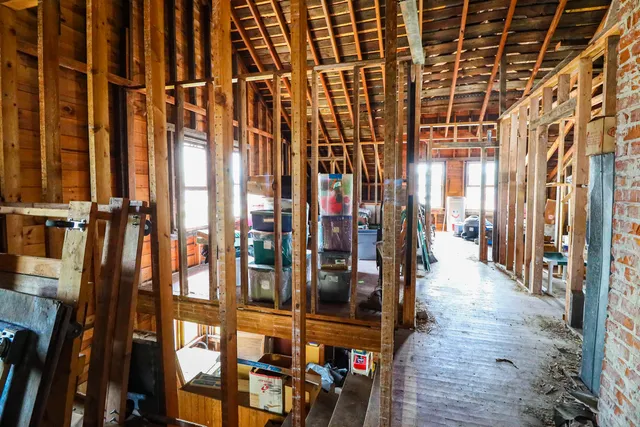 $250,000 | 4625 Mormon Coulee Road, La Crosse, WI 54601