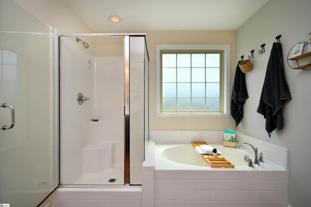 $330,000 | 512 Furman Creek Court, Moore, SC 29369