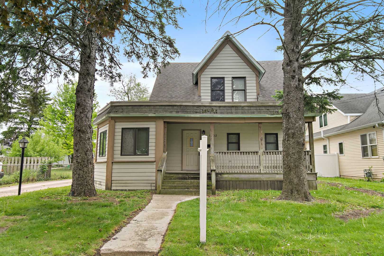 1302 State Street DeKalb, IL 60115 - Photo 1 of 21