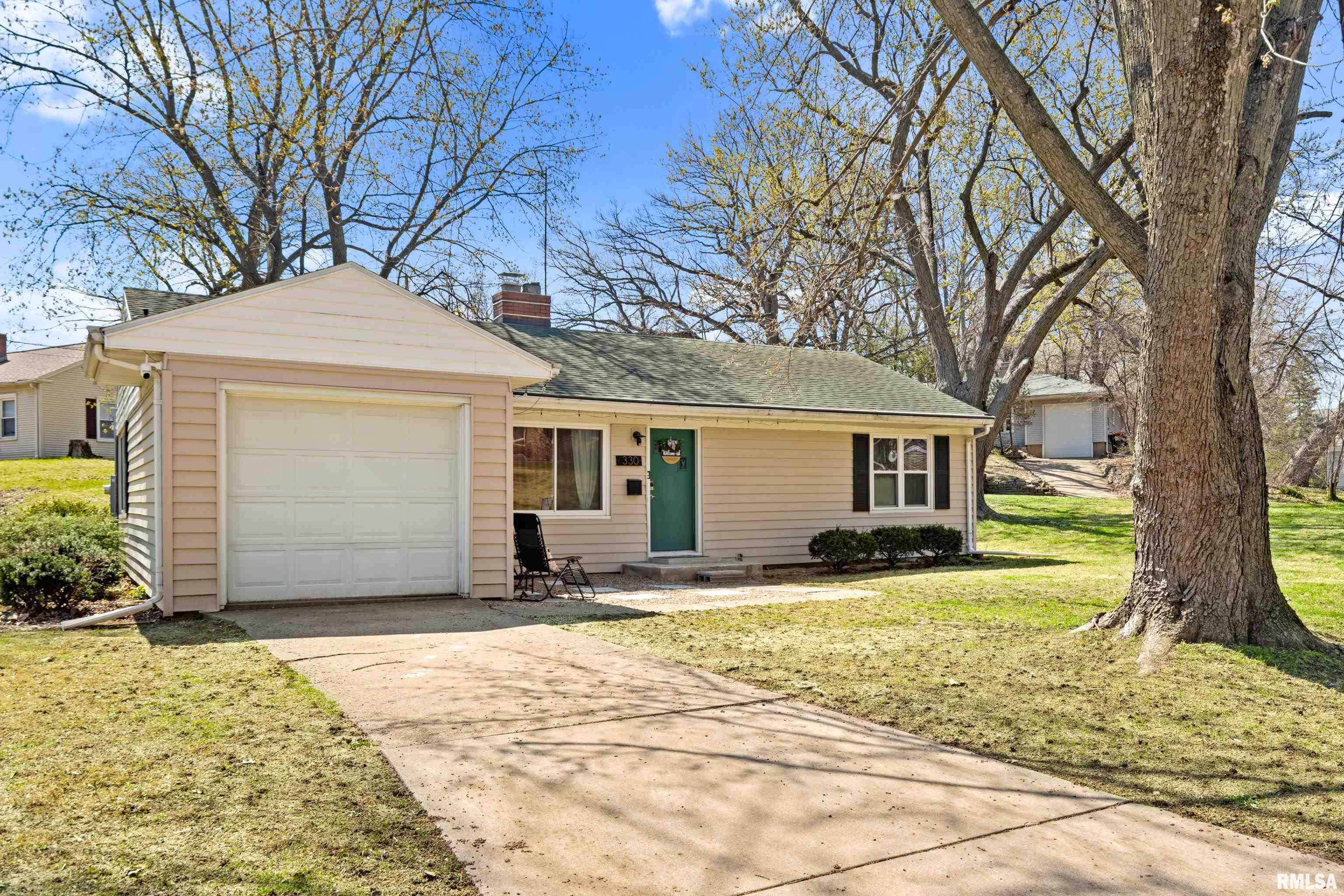 330 West Stonegate Road Peoria, IL 61614 - Photo 1 of 35 Gallery Image 1