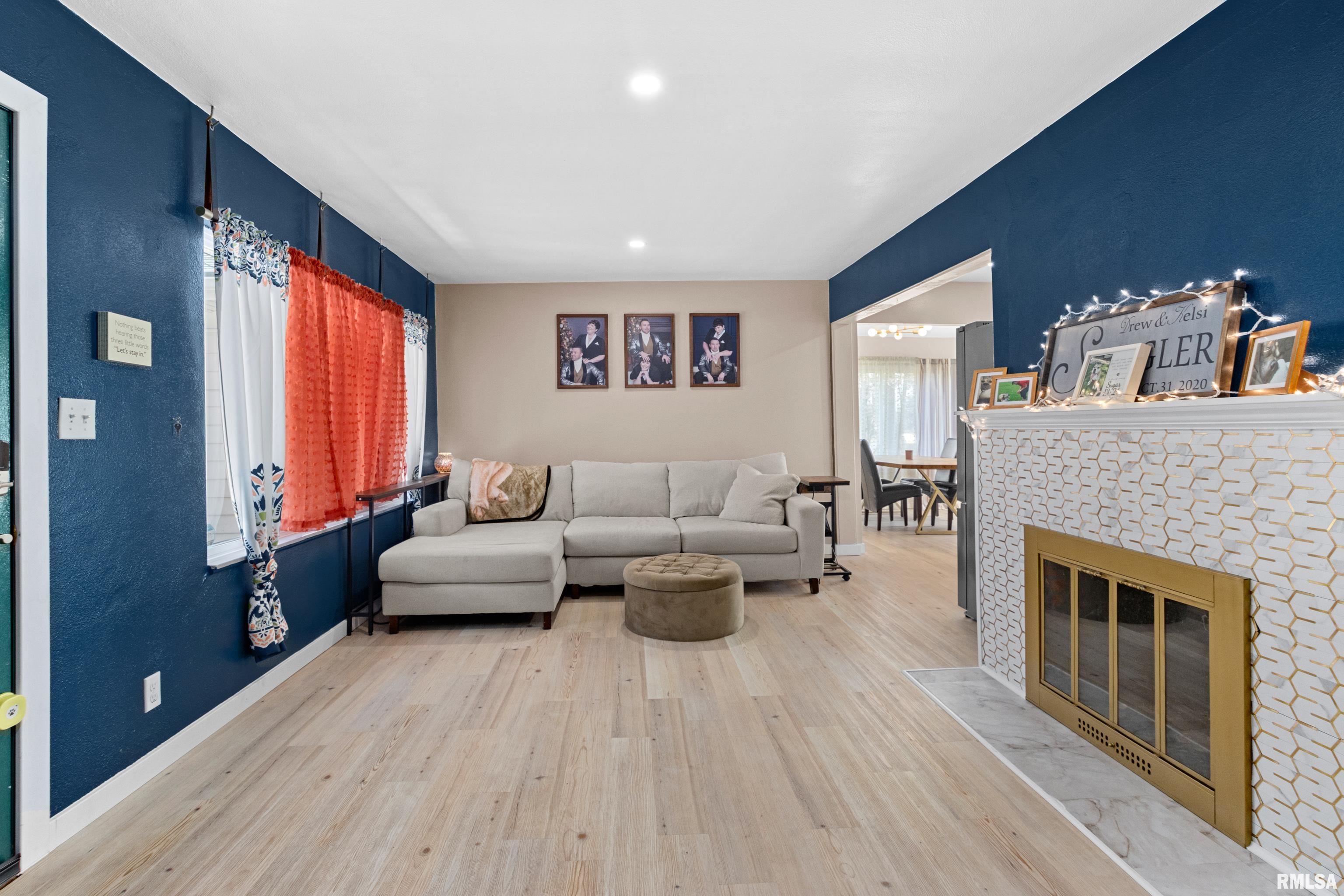 330 West Stonegate Road Peoria, IL 61614 - Photo 6 of 35 Gallery Image 6