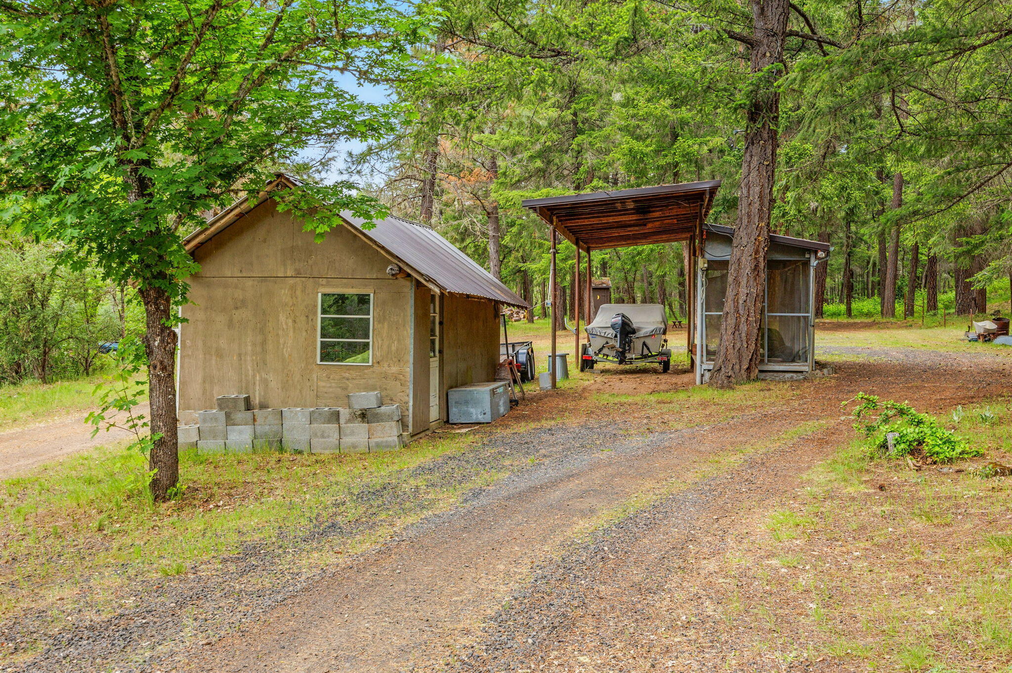 850 Elk Creek Road Trail, OR 97541 - Photo 52 of 69 2 (13)
