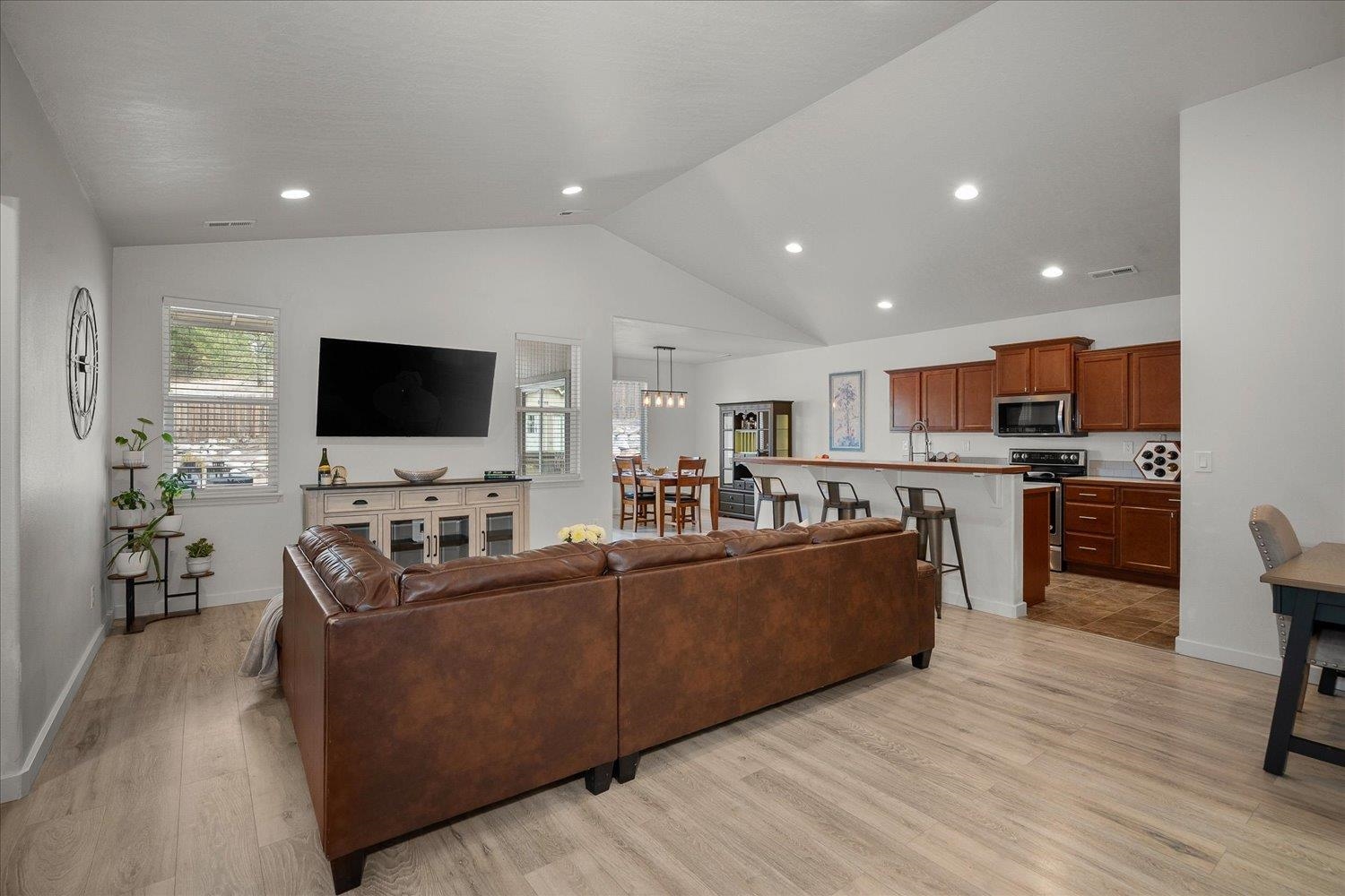 7720 North Austin Road Spokane, WA 99208 - Photo 4 of 36