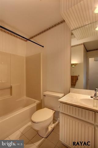 1876 Barley Road York, PA 17408 - Photo 12 of 26 Gallery Image 12