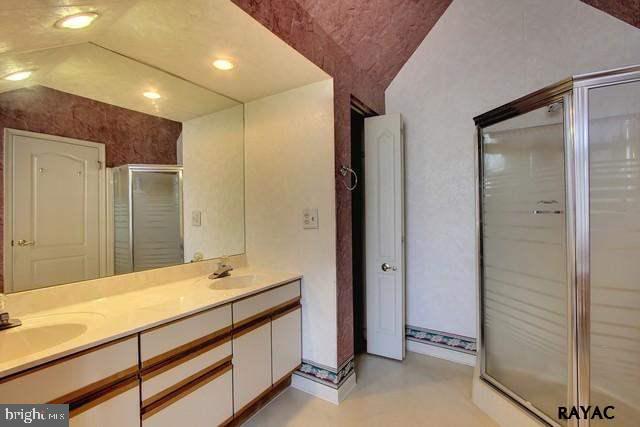 1876 Barley Road York, PA 17408 - Photo 17 of 26 Gallery Image 17