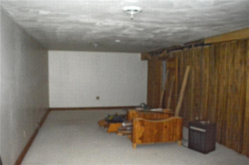 236 Martin Road Graysville, PA 15337 - Photo 17 of 24 Gallery Image 17