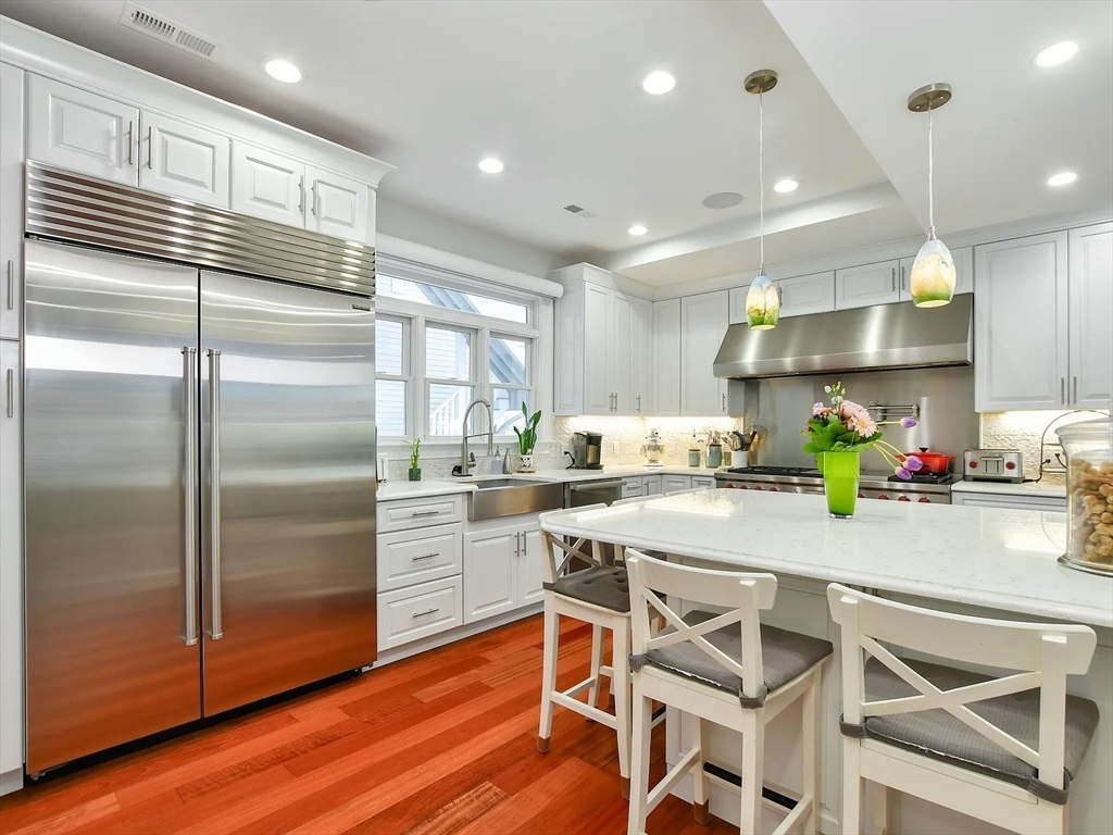 84 G Street, Unit 3 Boston, MA 02127 - Photo 2 of 19