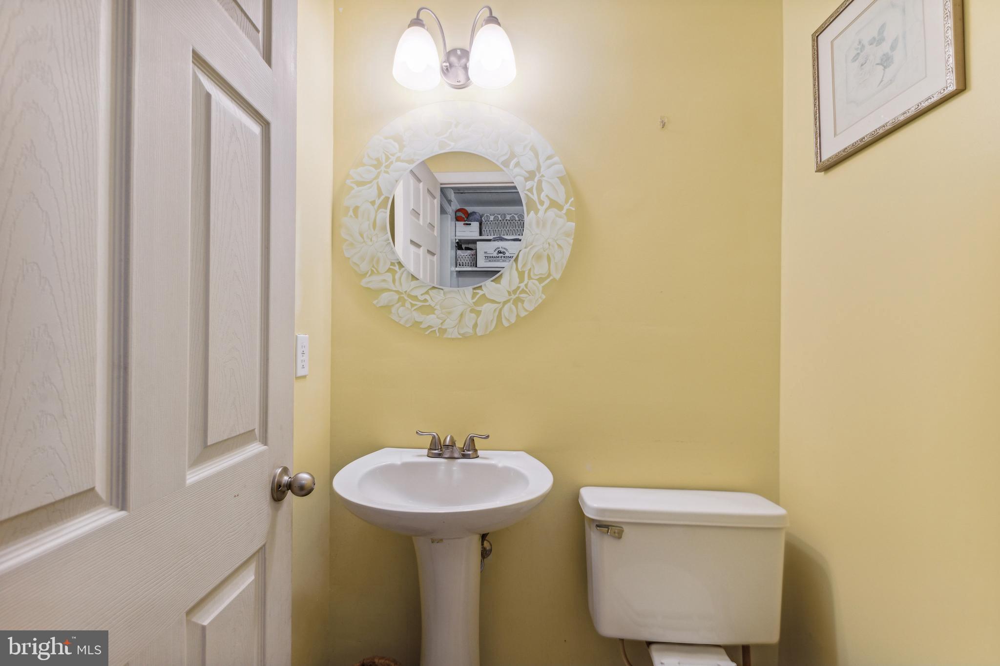 17639 Kohlhoss Road Poolesville, MD 20837 - Photo 13 of 36