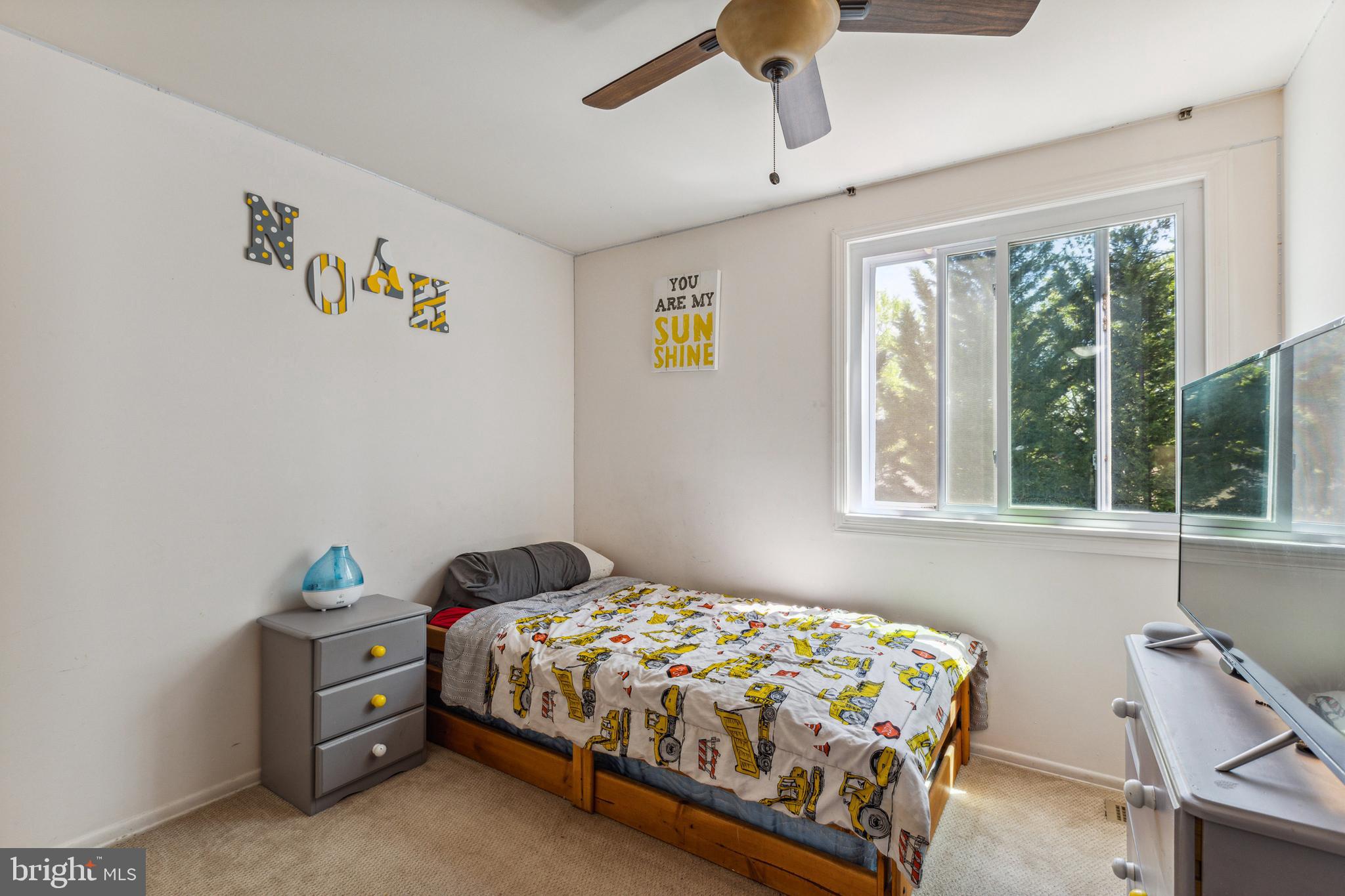17639 Kohlhoss Road Poolesville, MD 20837 - Photo 18 of 36