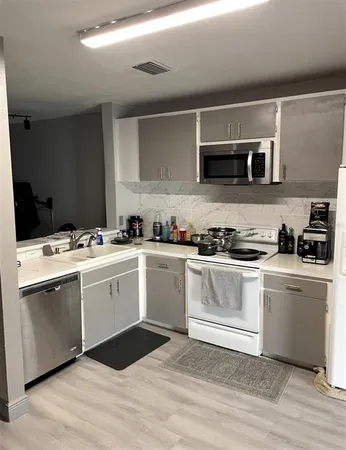 $1,700 | 6210 Bayside Key Drive, Tampa, FL 33615