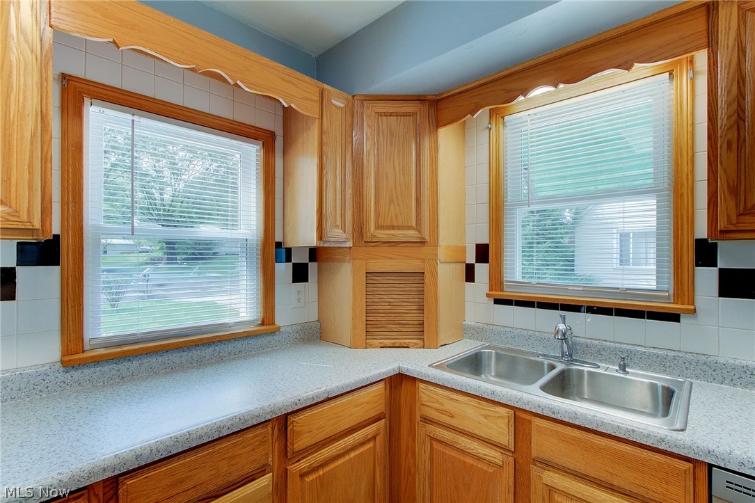 4531 12th Street Northwest Canton, OH 44708 - Photo 12 of 22 Gallery Image 12
