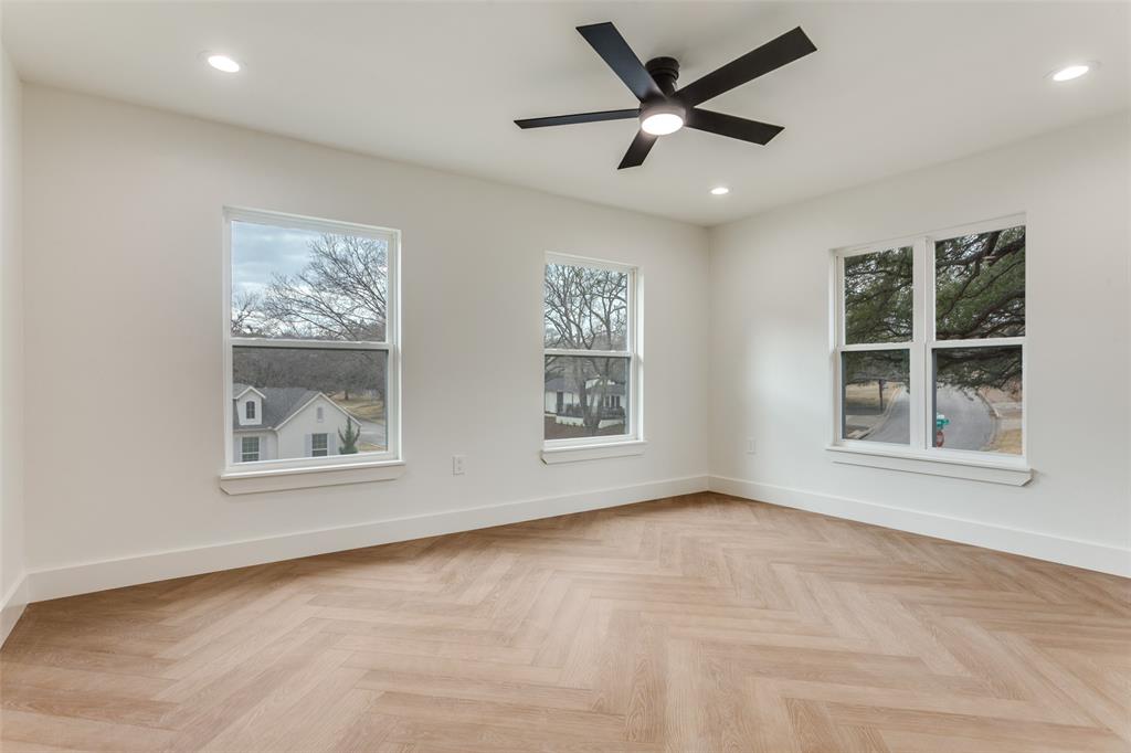 3851 Pelham Road Fort Worth, TX 76116 - Photo 2 of 31