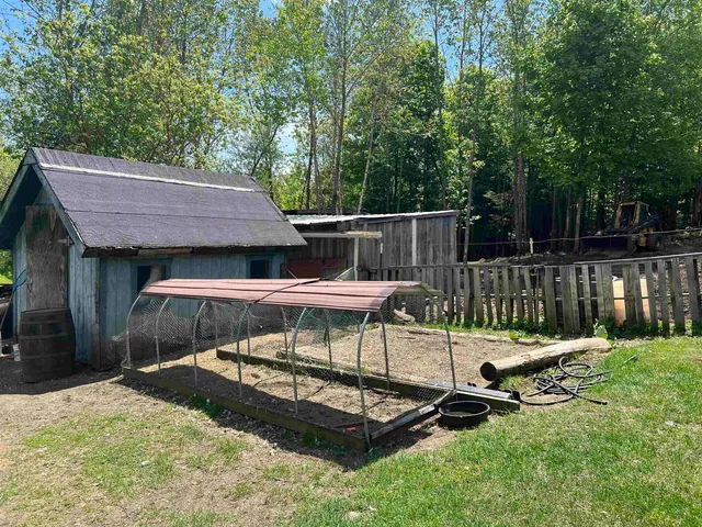 $524,000 | 457 The Bend Road, Greensboro, VT 05842